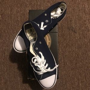 Men Dunlop Low-Top Canvas Sneakers